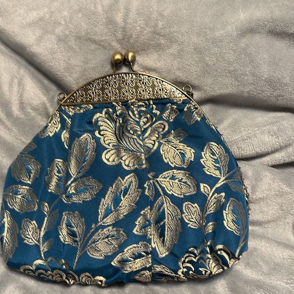 A limited edition 9 inches long x 9 inches wide including the latch - Picture 3 of 3